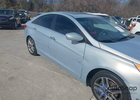 2013 Hyundai Sonata Se z USA, uszkodzony, nr VIN 5NPEC4AC0DH788638